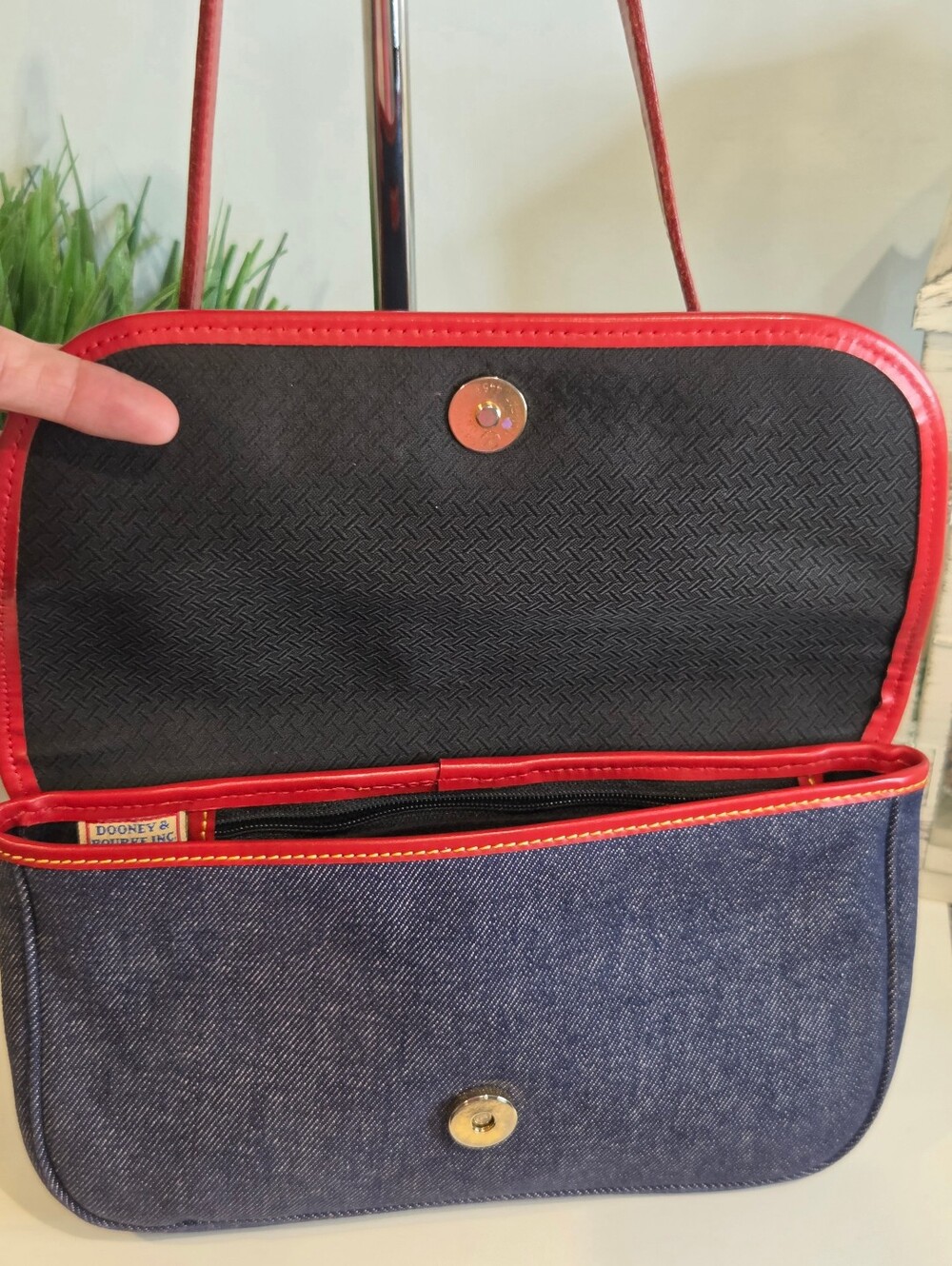 Dooney & Bourke Denim & Red Leather Crossbody Flap Bag - Vintage Made in USA - Picture 9 of 14